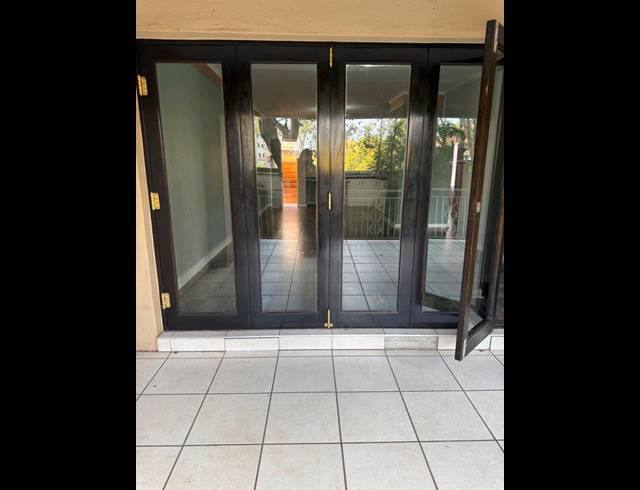 2 BEDROOM PROPERTY TO RENT IN SUNNINGHILL